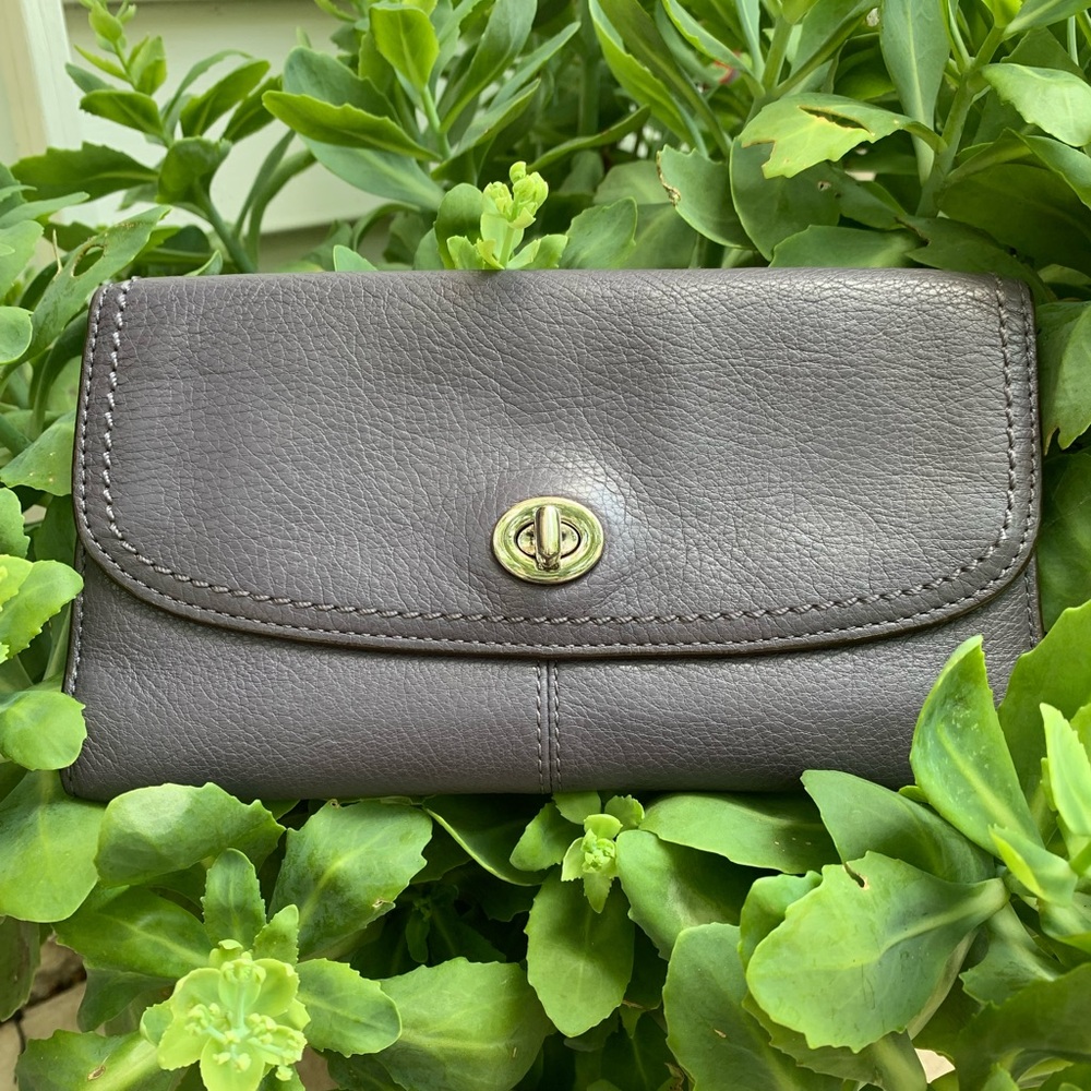 Coach Park Purple Gray Leather Turnlock Trifold Wallet F49164